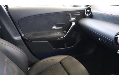 Mercedes-Benz A-Класс, 2021 год, 1 490 325 рублей, 20 фотография