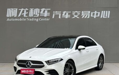 Mercedes-Benz A-Класс, 2022 год, 1 930 000 рублей, 1 фотография