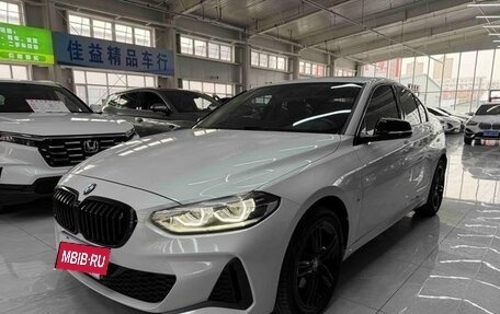 BMW 1 серия, 2022 год, 1 617 000 рублей, 3 фотография