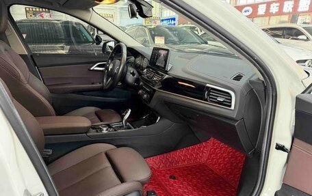 BMW 1 серия, 2022 год, 1 617 000 рублей, 10 фотография