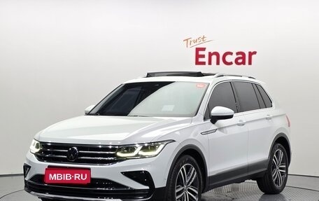 Volkswagen Tiguan II, 2022 год, 2 920 000 рублей, 1 фотография