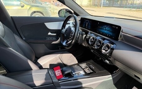 Mercedes-Benz CLA, 2019 год, 3 700 000 рублей, 2 фотография