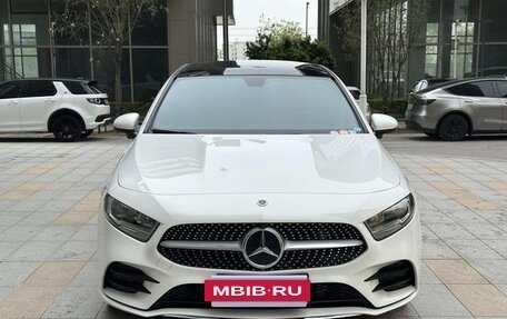 Mercedes-Benz A-Класс, 2022 год, 1 930 000 рублей, 2 фотография