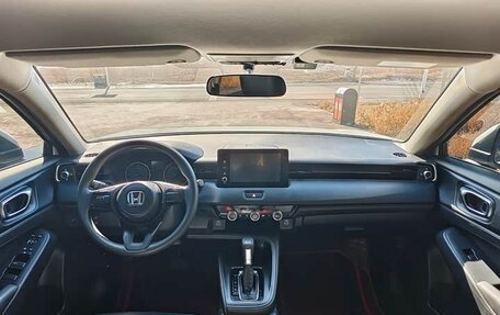 Honda Vezel, 2023 год, 1 853 125 рублей, 10 фотография