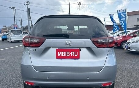 Honda Fit, 2022 год, 910 000 рублей, 4 фотография