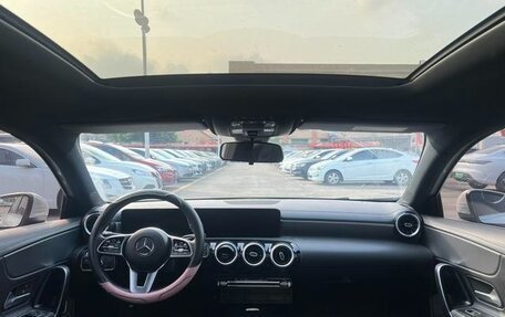 Mercedes-Benz A-Класс, 2022 год, 1 860 000 рублей, 11 фотография