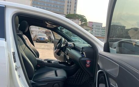 Mercedes-Benz A-Класс, 2022 год, 1 860 000 рублей, 10 фотография