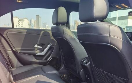 Mercedes-Benz A-Класс, 2022 год, 1 870 000 рублей, 9 фотография