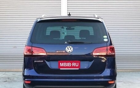 Volkswagen Sharan II, 2018 год, 1 440 000 рублей, 4 фотография