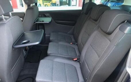 Volkswagen Sharan II, 2018 год, 1 440 000 рублей, 18 фотография