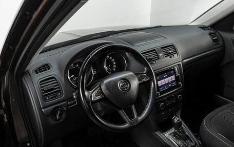 Skoda Yeti I рестайлинг, 2015 год, 1 450 000 рублей, 10 фотография