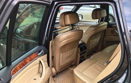 BMW X5, 2010 год, 1 800 000 рублей, 10 фотография