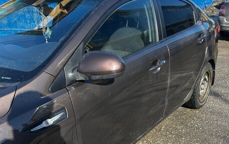 KIA Rio III рестайлинг, 2015 год, 800 000 рублей, 2 фотография