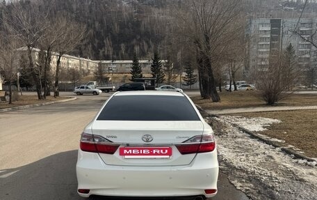 Toyota Camry, 2015 год, 2 050 000 рублей, 7 фотография