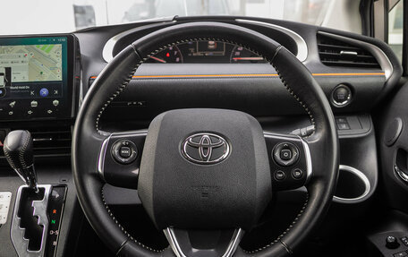 Toyota Sienta II, 2021 год, 1 558 000 рублей, 14 фотография