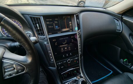 Infiniti Q50 I рестайлинг, 2015 год, 1 600 000 рублей, 6 фотография