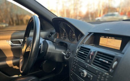 Mercedes-Benz C-Класс, 2008 год, 850 000 рублей, 10 фотография