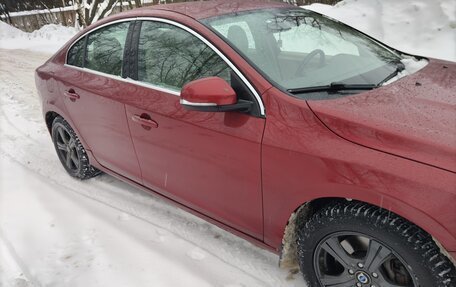 Volvo S60 III, 2011 год, 850 000 рублей, 2 фотография