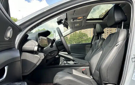 Hyundai Elantra, 2022 год, 1 231 030 рублей, 7 фотография