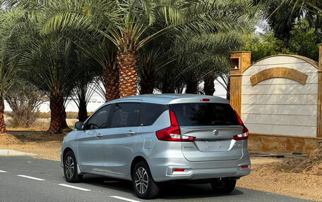 Suzuki Ertiga II, 2022 год, 1 820 000 рублей, 3 фотография