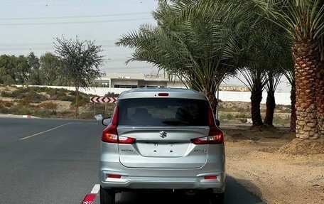 Suzuki Ertiga II, 2022 год, 1 820 000 рублей, 4 фотография