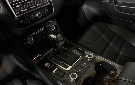 Volkswagen Touareg III, 2012 год, 2 123 000 рублей, 15 фотография