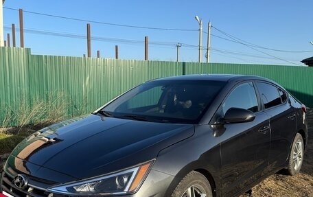 Hyundai Elantra VI рестайлинг, 2019 год, 1 600 000 рублей, 2 фотография