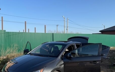 Hyundai Elantra VI рестайлинг, 2019 год, 1 600 000 рублей, 6 фотография