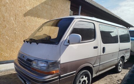 Toyota HiAce H100, 1993 год, 435 000 рублей, 2 фотография