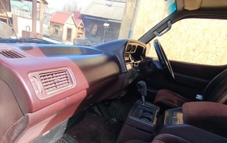 Toyota HiAce H100, 1993 год, 435 000 рублей, 8 фотография