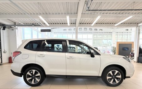 Subaru Forester, 2016 год, 2 399 900 рублей, 7 фотография