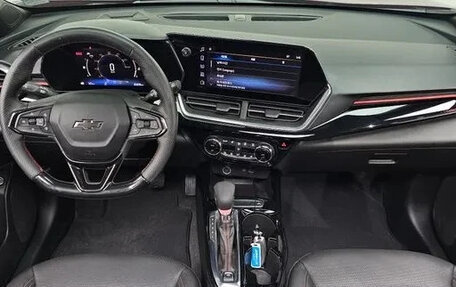 Chevrolet Trax, 2023 год, 1 530 000 рублей, 5 фотография