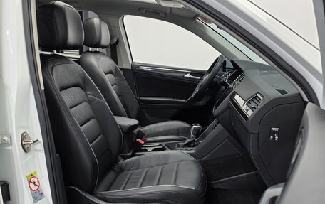 Volkswagen Tiguan II, 2022 год, 2 920 000 рублей, 11 фотография