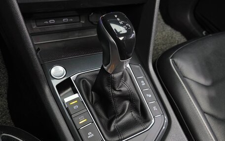 Volkswagen Tiguan II, 2022 год, 2 920 000 рублей, 9 фотография