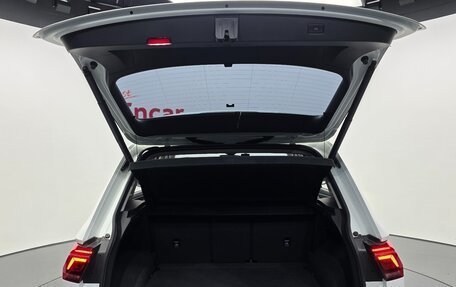 Volkswagen Tiguan II, 2022 год, 2 920 000 рублей, 19 фотография