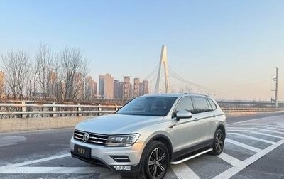 Volkswagen Tiguan II, 2020 год, 1 860 000 рублей, 1 фотография