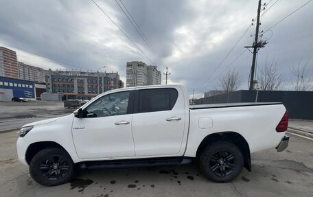 Toyota Hilux VIII, 2020 год, 5 750 000 рублей, 9 фотография