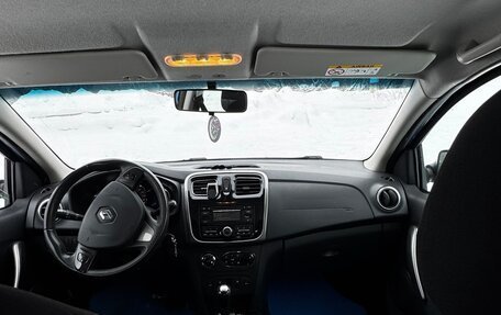 Renault Sandero II рестайлинг, 2016 год, 750 000 рублей, 11 фотография