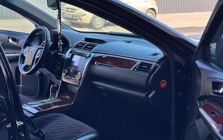 Toyota Camry, 2013 год, 1 300 000 рублей, 9 фотография