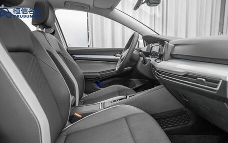 Volkswagen Golf VIII, 2022 год, 1 815 000 рублей, 7 фотография