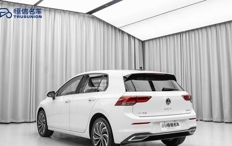 Volkswagen Golf VIII, 2022 год, 1 815 000 рублей, 4 фотография