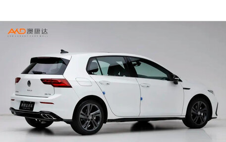 Volkswagen Golf VIII, 2022 год, 1 850 000 рублей, 3 фотография