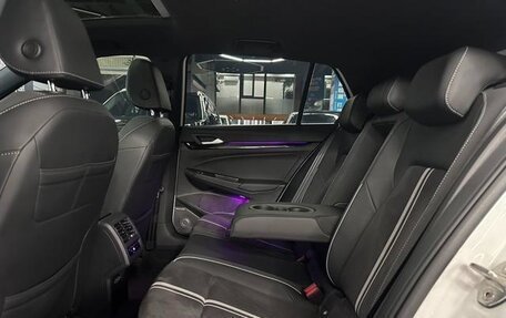 Volkswagen Golf VIII, 2022 год, 1 820 000 рублей, 7 фотография