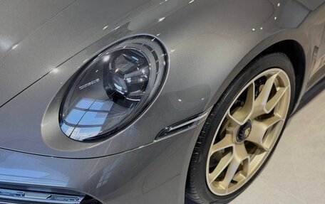 Porsche 911, 2022 год, 37 999 000 рублей, 9 фотография