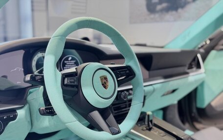 Porsche 911, 2022 год, 37 999 000 рублей, 13 фотография