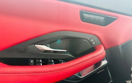 Jaguar E-Pace, 2024 год, 9 000 000 рублей, 5 фотография