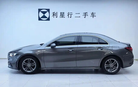 Mercedes-Benz A-Класс, 2021 год, 1 730 000 рублей, 5 фотография