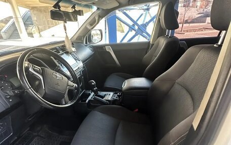 Toyota Land Cruiser Prado 150 рестайлинг 2, 2019 год, 5 100 000 рублей, 7 фотография