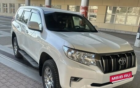 Toyota Land Cruiser Prado 150 рестайлинг 2, 2019 год, 5 100 000 рублей, 5 фотография