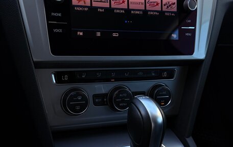 Volkswagen Passat B8 рестайлинг, 2017 год, 2 600 000 рублей, 11 фотография